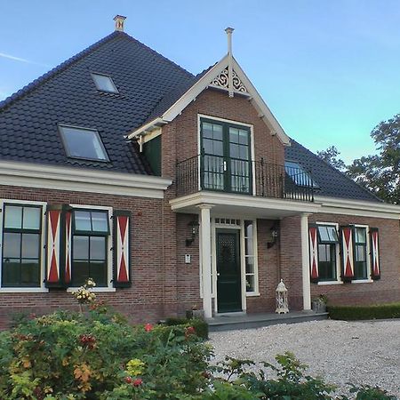 Bed And Breakfast Hoeve Chapeau 캇우드 외부 사진