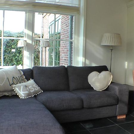 Bed And Breakfast Hoeve Chapeau 캇우드 외부 사진