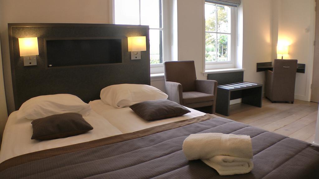 Bed And Breakfast Hoeve Chapeau 캇우드 객실 사진