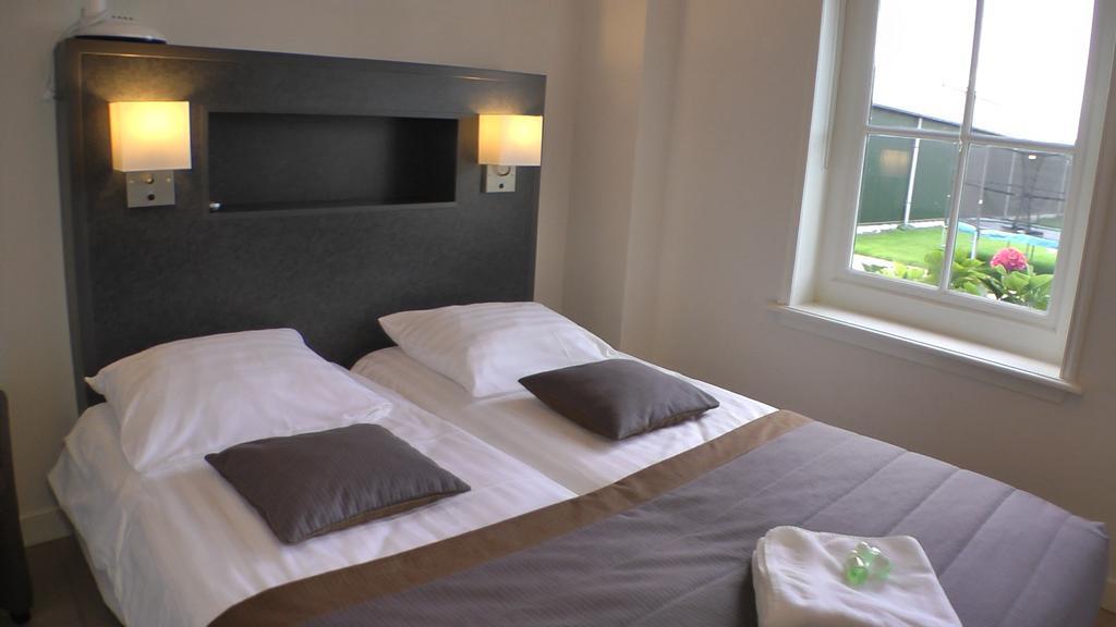 Bed And Breakfast Hoeve Chapeau 캇우드 객실 사진