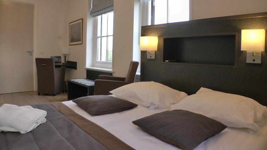Bed And Breakfast Hoeve Chapeau 캇우드 객실 사진